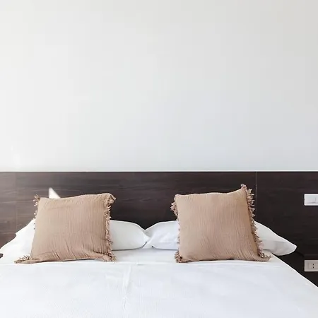 度假居 Moon - Spacious Two-room 米兰